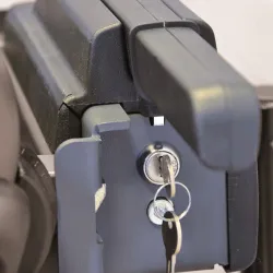 Porte-vélos avec protection carbone pour 2 vélos (idéal électriques)
